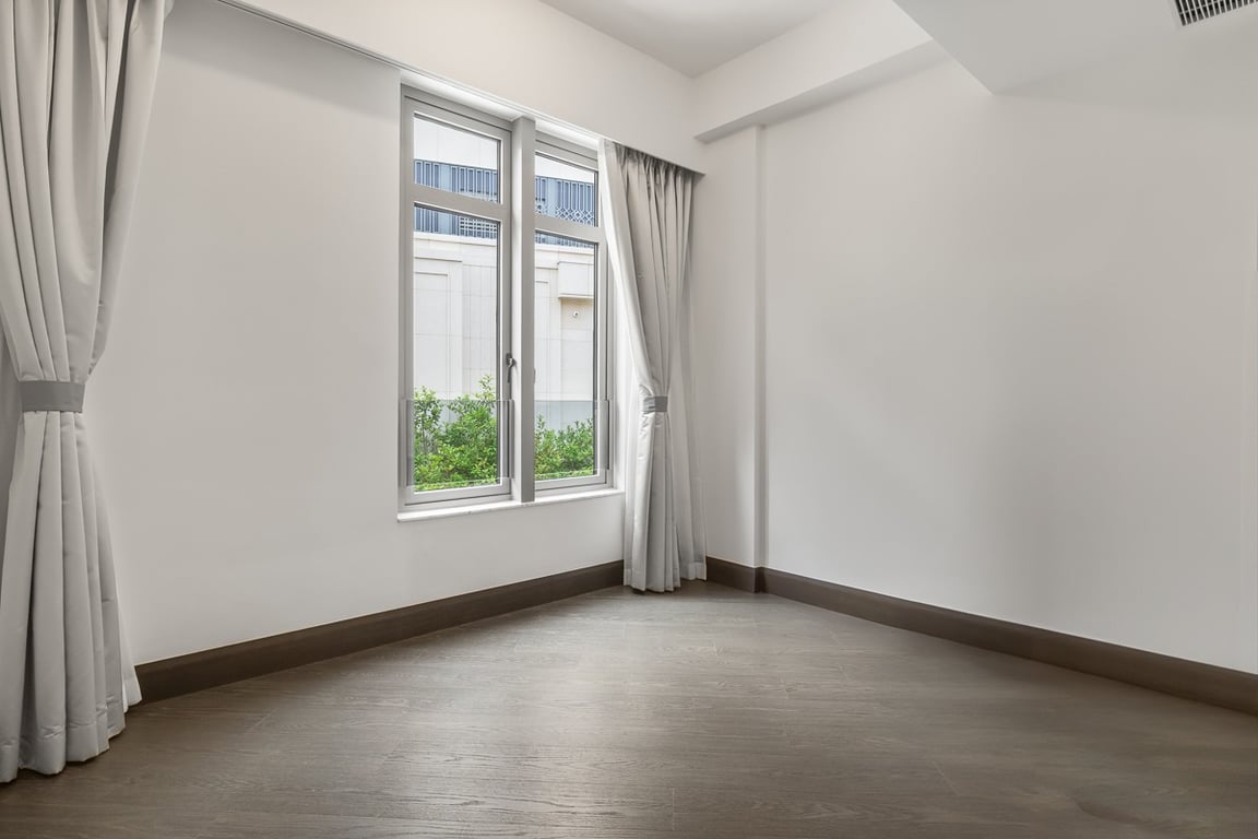 https://img.propertyraptor.com/cdn-cgi/imagedelivery/KD5bF_AFL0JDTbKLWF7z9g/ap8/ap8_001/hornet/prp/img/a4c19943363b676e95a35d23d8aadb7f-wtm.jpg/public