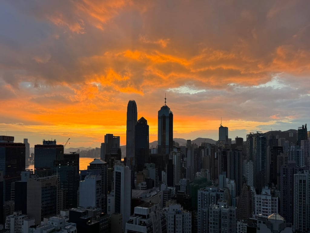 https://img.propertyraptor.com/cdn-cgi/imagedelivery/KD5bF_AFL0JDTbKLWF7z9g/ap8/ap8_001/hornet/prp/img/a547fba782e5e4d95f12a99a4e2af19a-wtm.jpg/public