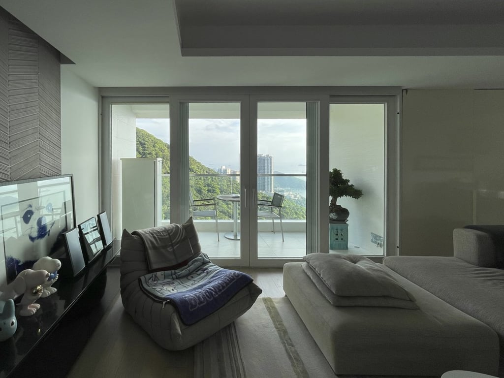 https://img.propertyraptor.com/cdn-cgi/imagedelivery/KD5bF_AFL0JDTbKLWF7z9g/ap8/ap8_001/hornet/prp/img/a5a4708964d01619e5d6f5c3e60735f0-wtm.jpg/public