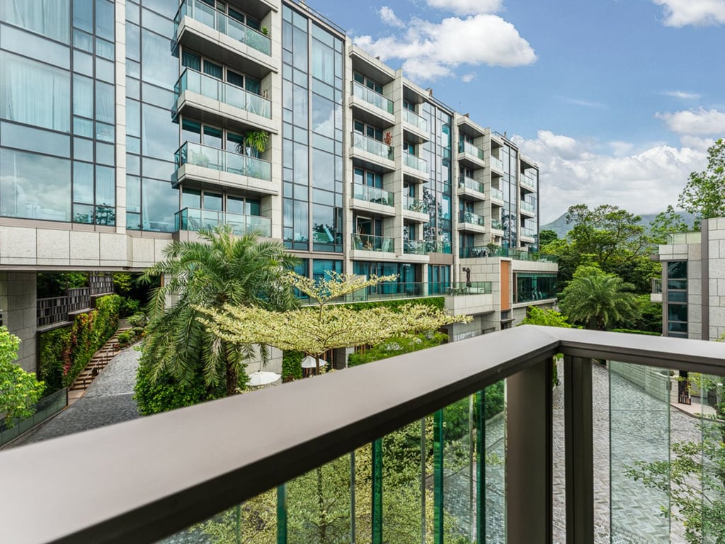https://img.propertyraptor.com/cdn-cgi/imagedelivery/KD5bF_AFL0JDTbKLWF7z9g/ap8/ap8_001/hornet/prp/img/a5ac0e83a6b8c454b6f472d5ed728ad5-wtm.jpg/public