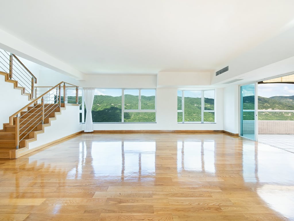 Redhill Peninsula Apartment