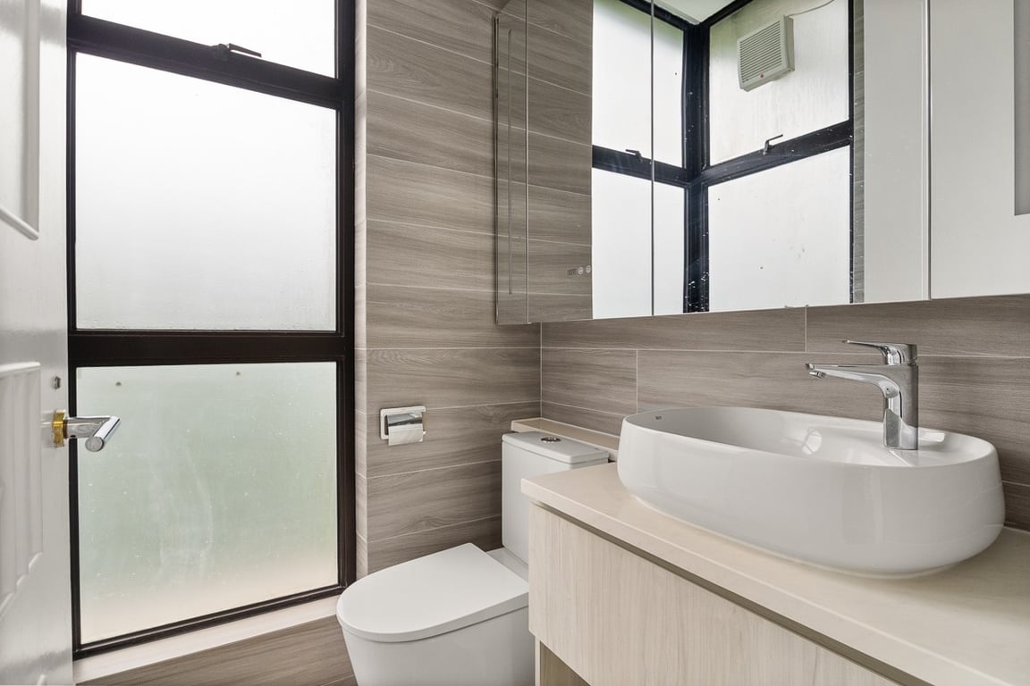 https://img.propertyraptor.com/cdn-cgi/imagedelivery/KD5bF_AFL0JDTbKLWF7z9g/ap8/ap8_001/hornet/prp/img/a600f068046b624ac3d427417b335b23-wtm.jpg/public