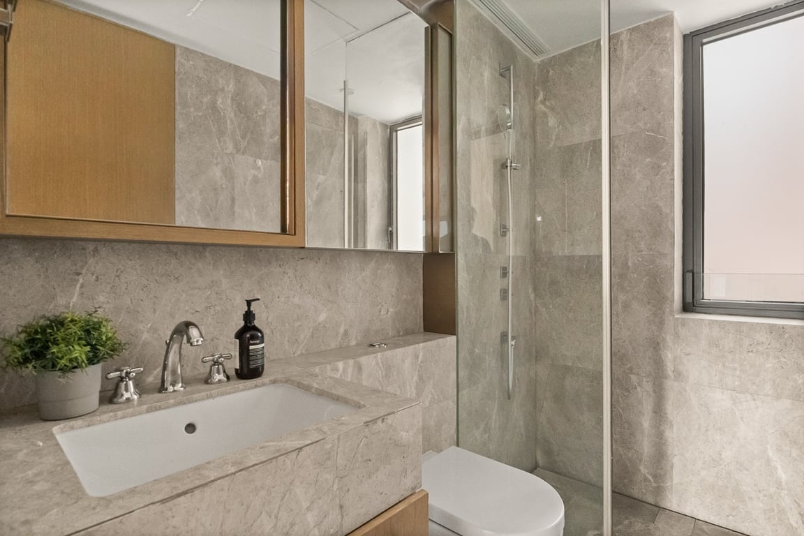 https://img.propertyraptor.com/cdn-cgi/imagedelivery/KD5bF_AFL0JDTbKLWF7z9g/ap8/ap8_001/hornet/prp/img/a66c8b14abbc527ecb508f32370c16c1-wtm.jpg/public