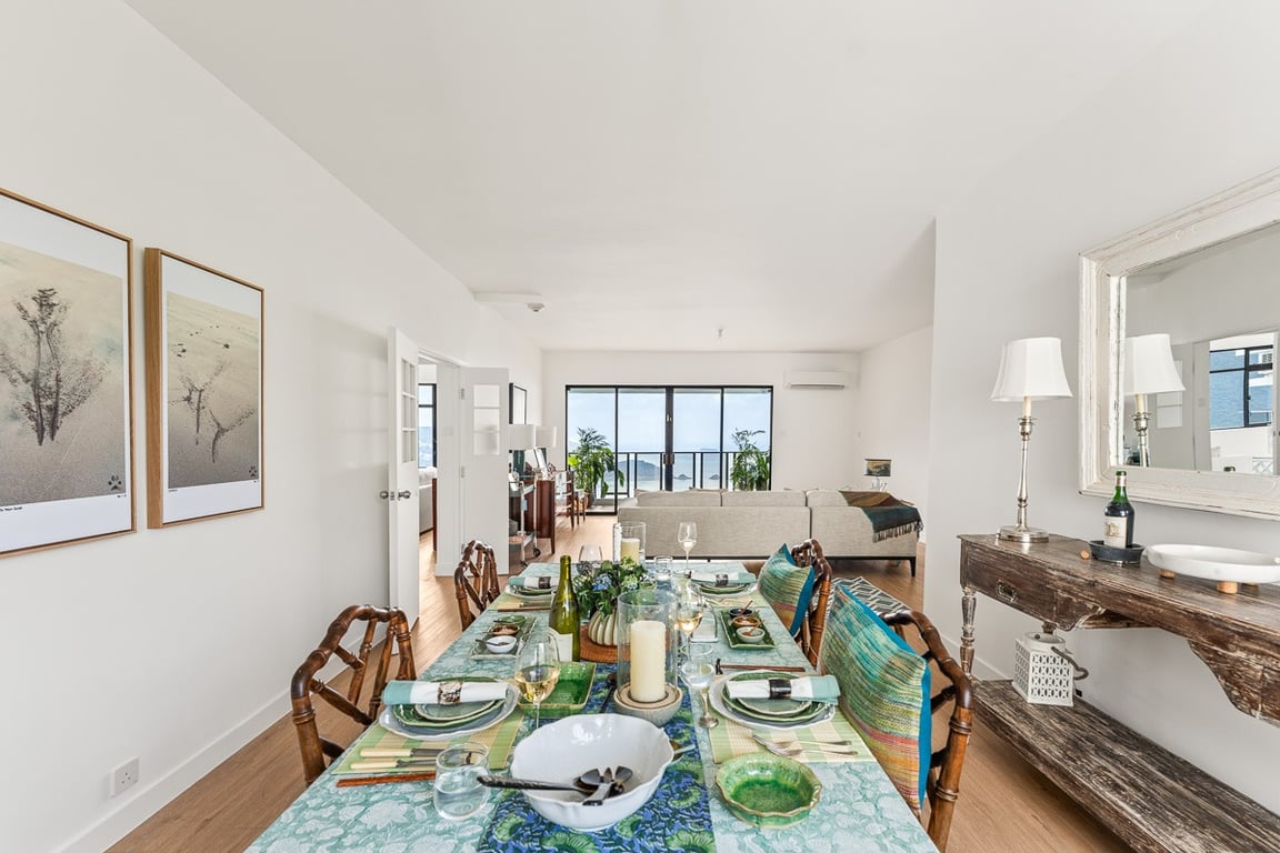 Repulse Bay Apartments