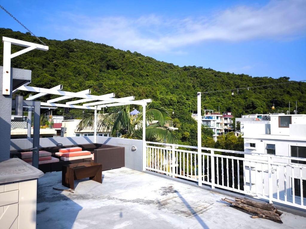 https://img.propertyraptor.com/cdn-cgi/imagedelivery/KD5bF_AFL0JDTbKLWF7z9g/ap8/ap8_001/hornet/prp/img/a6aca19bf4cdd5941e72275f6ec21aee-wtm.jpg/public