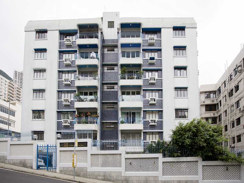 https://img.propertyraptor.com/cdn-cgi/imagedelivery/KD5bF_AFL0JDTbKLWF7z9g/ap8/ap8_001/hornet/prp/img/a73277f98c35b7e32a28799a0494a8f8.jpg/public