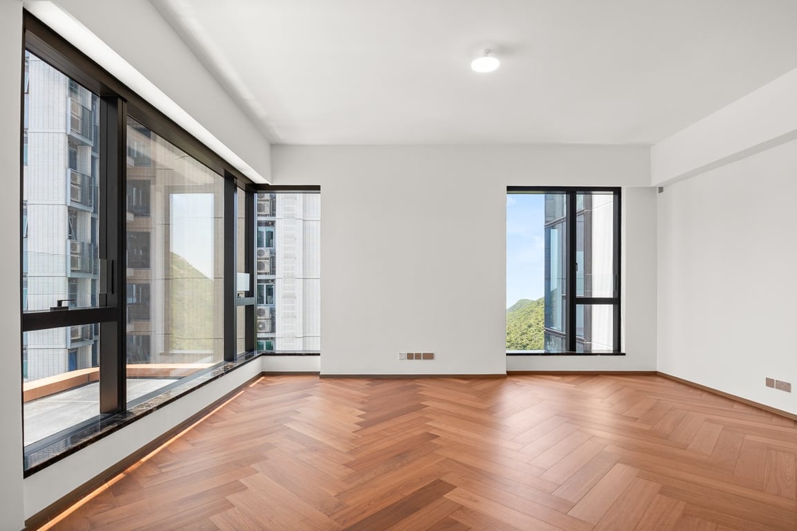 https://img.propertyraptor.com/cdn-cgi/imagedelivery/KD5bF_AFL0JDTbKLWF7z9g/ap8/ap8_001/hornet/prp/img/a772abb7cee2f1a01997fe0ce7c18173-wtm.jpg/public