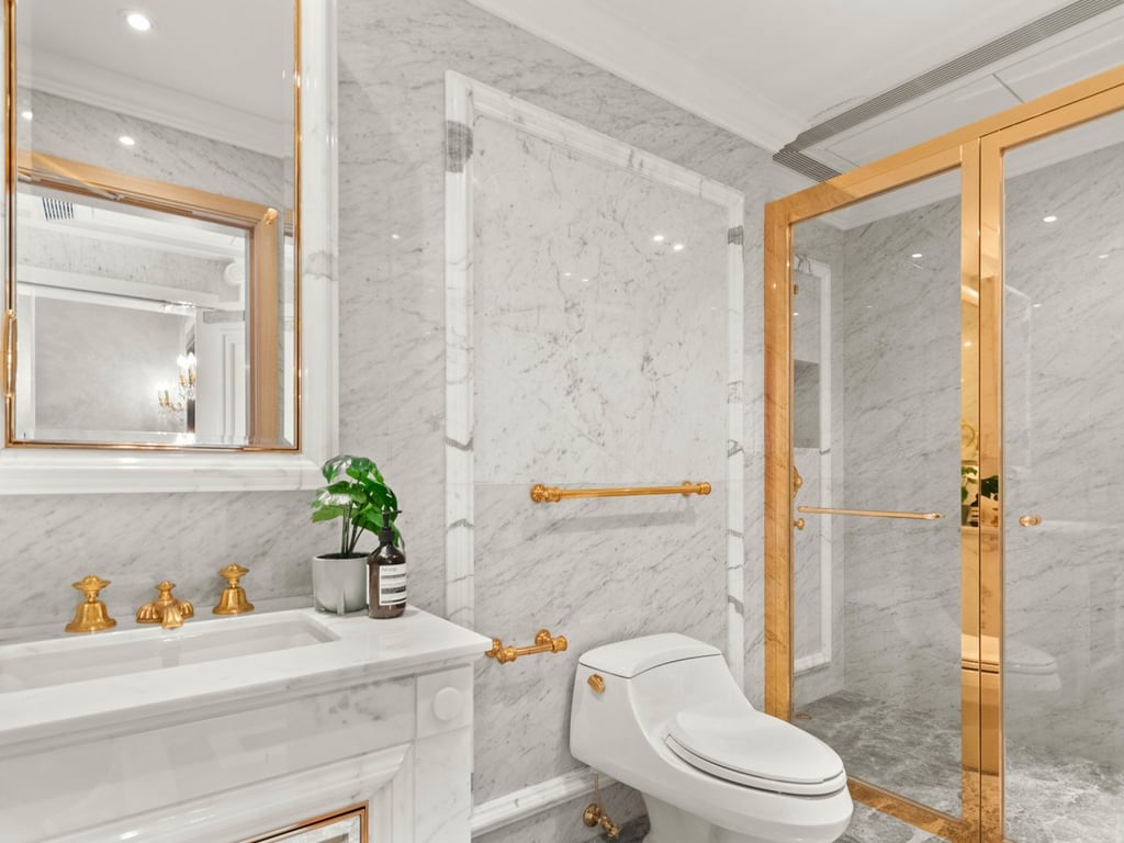 https://img.propertyraptor.com/cdn-cgi/imagedelivery/KD5bF_AFL0JDTbKLWF7z9g/ap8/ap8_001/hornet/prp/img/a7a7c261c64555c76805cf7ca0c70370.jpg/public