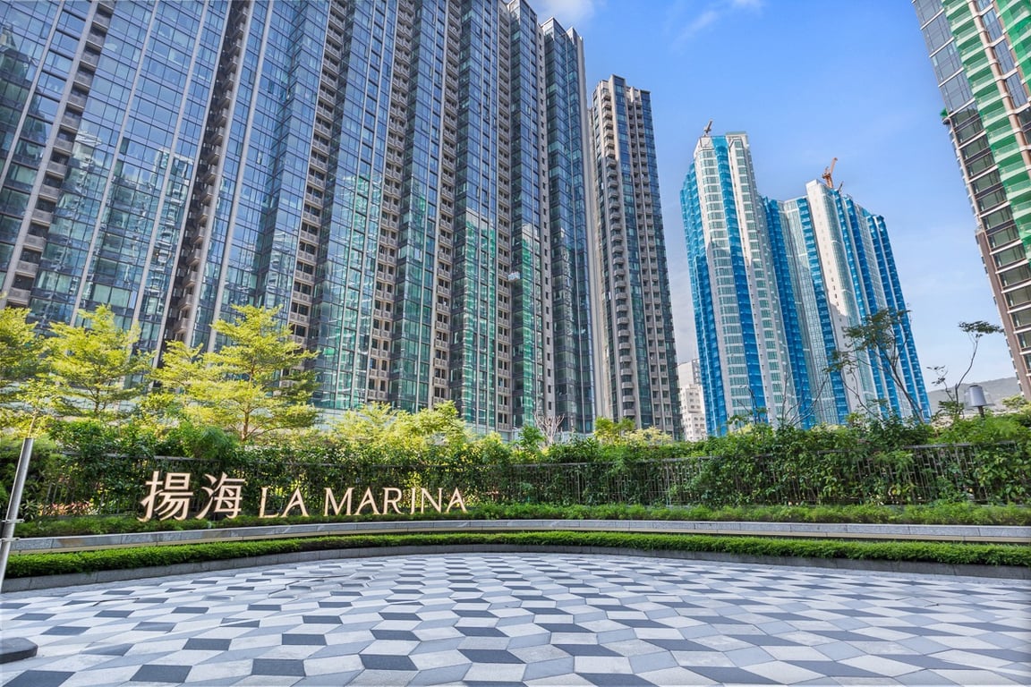 https://img.propertyraptor.com/cdn-cgi/imagedelivery/KD5bF_AFL0JDTbKLWF7z9g/ap8/ap8_001/hornet/prp/img/a7c02c6543730c039bd84de1c2046d53-wtm.jpg/public