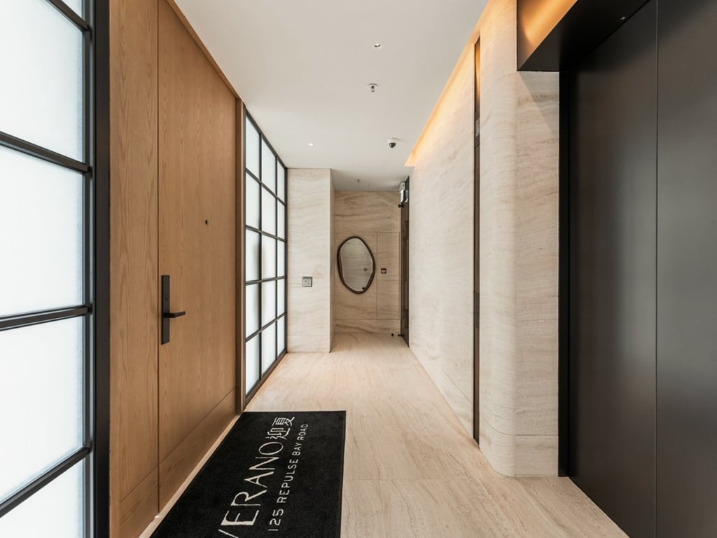 https://img.propertyraptor.com/cdn-cgi/imagedelivery/KD5bF_AFL0JDTbKLWF7z9g/ap8/ap8_001/hornet/prp/img/a7ec85577631630d07a21b8549d8ad4b-wtm.jpg/public