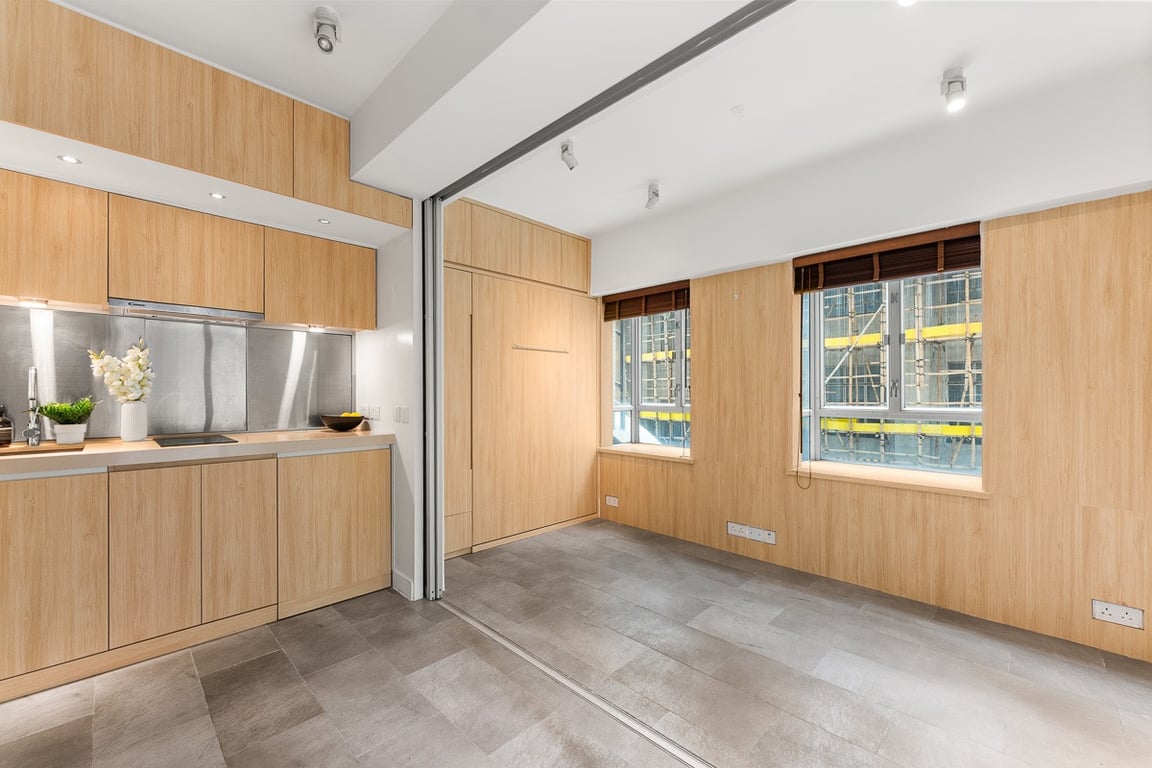 https://img.propertyraptor.com/cdn-cgi/imagedelivery/KD5bF_AFL0JDTbKLWF7z9g/ap8/ap8_001/hornet/prp/img/a824bd6a312f205cb4ba8b932c89b6b0-wtm.jpg/public