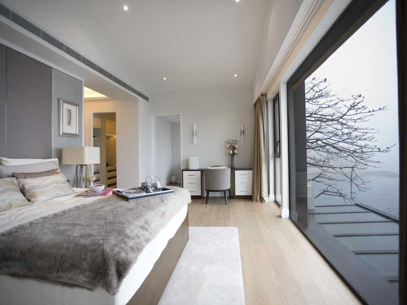 https://img.propertyraptor.com/cdn-cgi/imagedelivery/KD5bF_AFL0JDTbKLWF7z9g/ap8/ap8_001/hornet/prp/img/a82bff58d64e3d4a26766e162f4dbf11.jpg/public