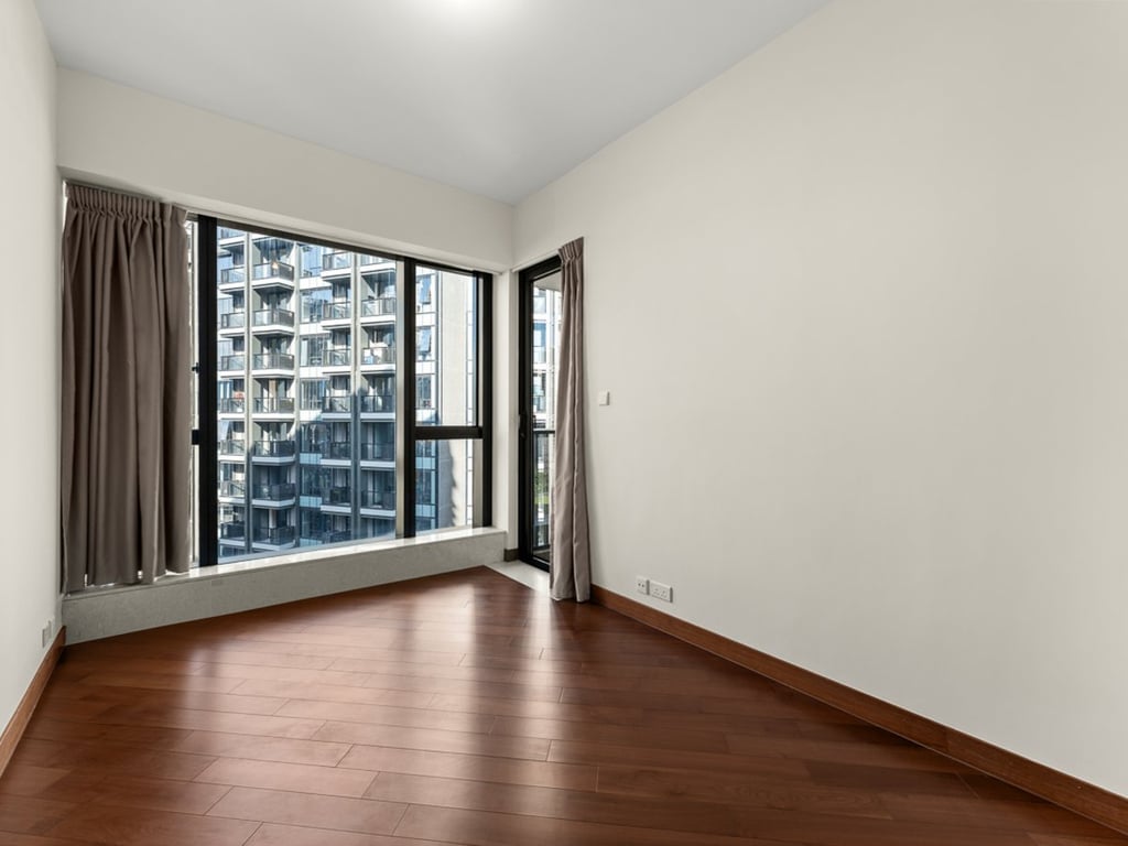 https://img.propertyraptor.com/cdn-cgi/imagedelivery/KD5bF_AFL0JDTbKLWF7z9g/ap8/ap8_001/hornet/prp/img/a83581cc06d1c3ac05f7406ab22b7ab0-wtm.jpg/public