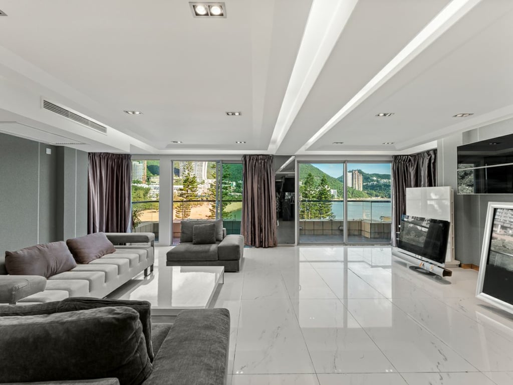 56 Repulse Bay Road