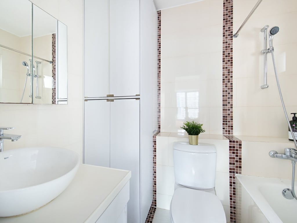 https://img.propertyraptor.com/cdn-cgi/imagedelivery/KD5bF_AFL0JDTbKLWF7z9g/ap8/ap8_001/hornet/prp/img/a913d55d42f47dca2011419edb7cbd56.jpg/public