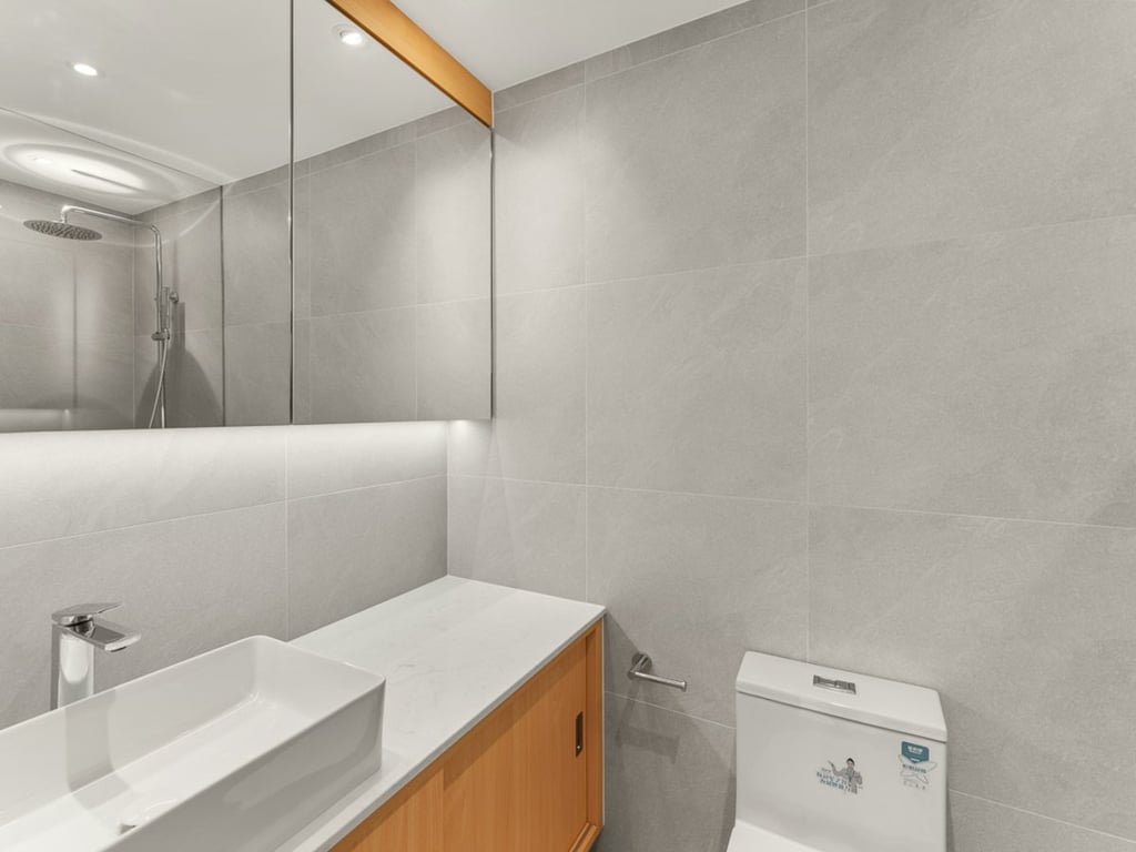 https://img.propertyraptor.com/cdn-cgi/imagedelivery/KD5bF_AFL0JDTbKLWF7z9g/ap8/ap8_001/hornet/prp/img/a9342737355d355dba72b50ae5b4488a-wtm.jpg/public