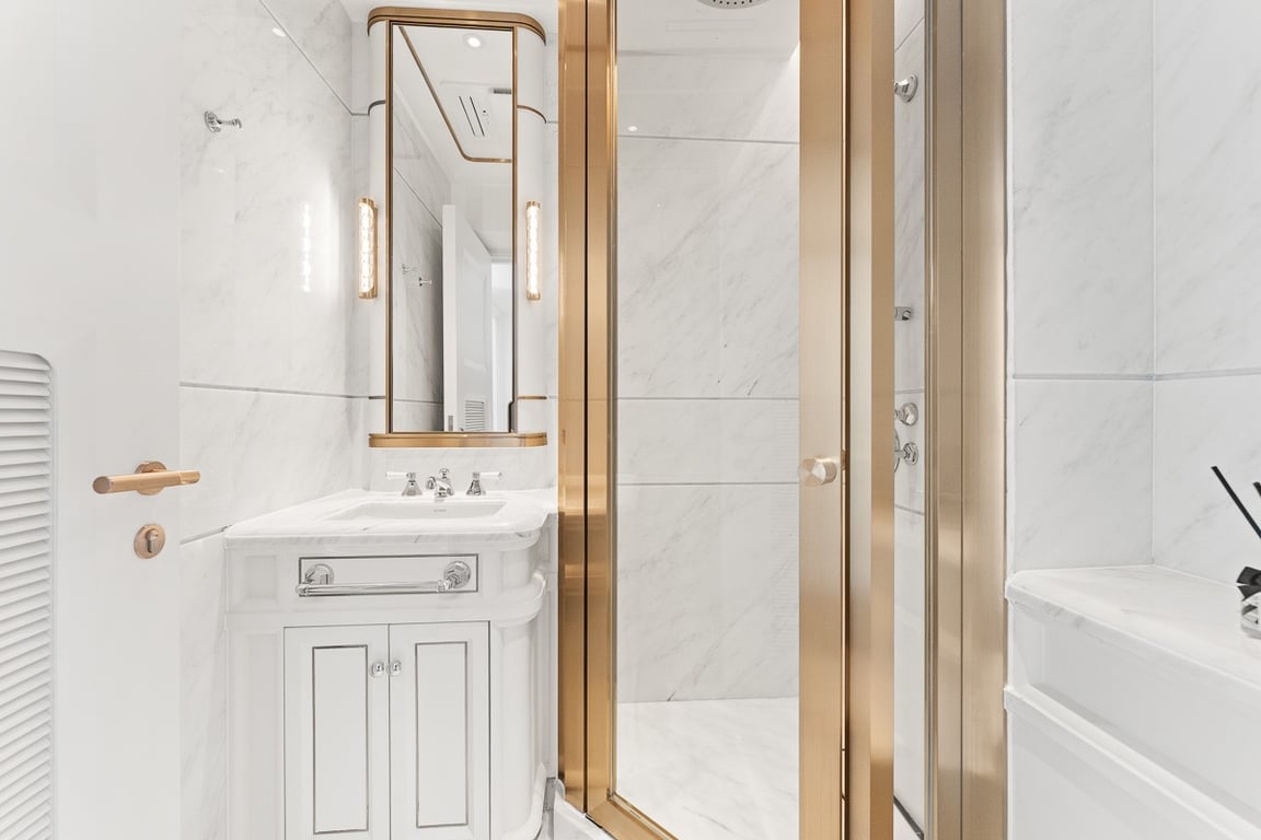 https://img.propertyraptor.com/cdn-cgi/imagedelivery/KD5bF_AFL0JDTbKLWF7z9g/ap8/ap8_001/hornet/prp/img/aa2cbb36d425b09b94aa3b32bd5fe779-wtm.jpg/public