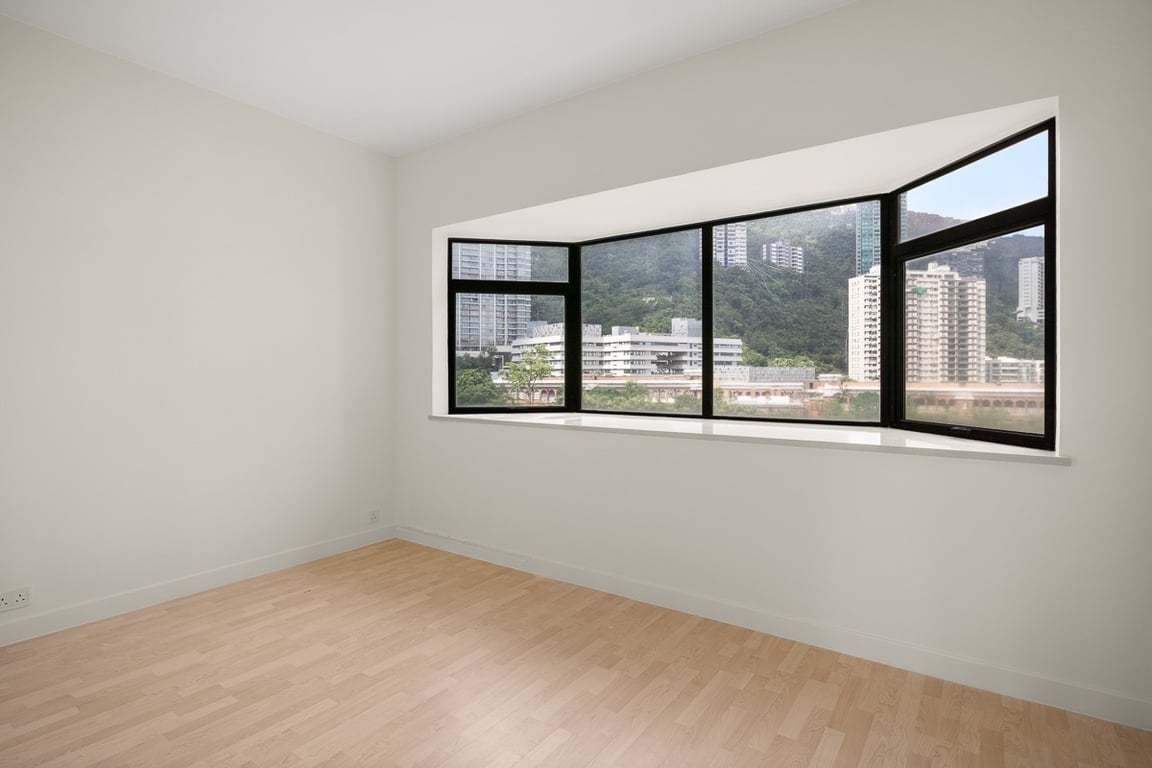 https://img.propertyraptor.com/cdn-cgi/imagedelivery/KD5bF_AFL0JDTbKLWF7z9g/ap8/ap8_001/hornet/prp/img/aa5f6e917c17a1e7cb88bead5aae53c8-wtm.jpg/public
