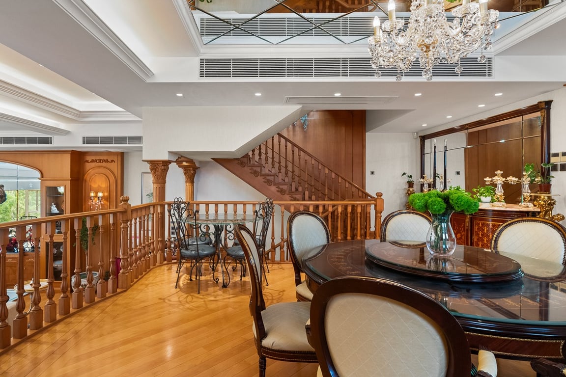https://img.propertyraptor.com/cdn-cgi/imagedelivery/KD5bF_AFL0JDTbKLWF7z9g/ap8/ap8_001/hornet/prp/img/aab7f9df738cc106c08854cfe4fc2b53-wtm.jpg/public