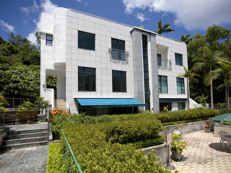 https://img.propertyraptor.com/cdn-cgi/imagedelivery/KD5bF_AFL0JDTbKLWF7z9g/ap8/ap8_001/hornet/prp/img/aac80014414a8b2bcf38116702880890.jpg/public