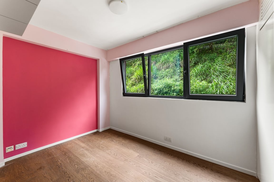 https://img.propertyraptor.com/cdn-cgi/imagedelivery/KD5bF_AFL0JDTbKLWF7z9g/ap8/ap8_001/hornet/prp/img/ab57eb4461b8cf9b55381bba11e51273-wtm.jpg/public