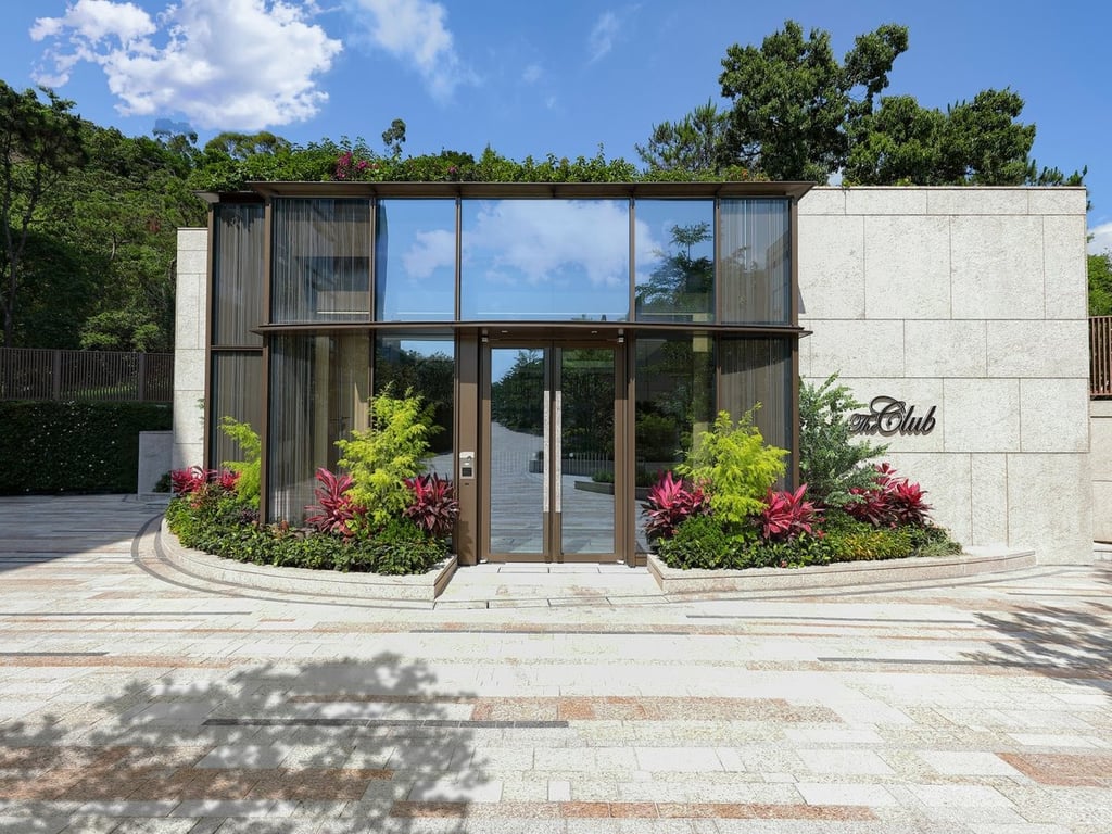 https://img.propertyraptor.com/cdn-cgi/imagedelivery/KD5bF_AFL0JDTbKLWF7z9g/ap8/ap8_001/hornet/prp/img/aba143a4aec7f6021b0f919c603b4e71-wtm.jpg/public