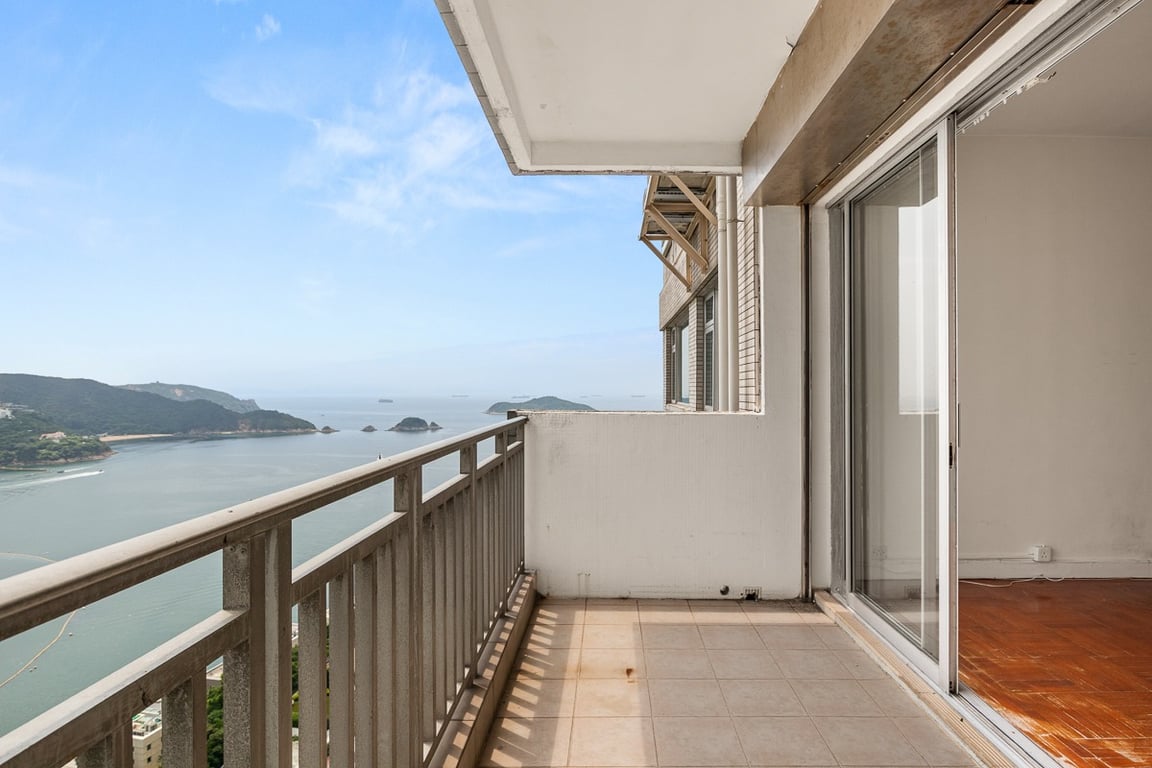 https://img.propertyraptor.com/cdn-cgi/imagedelivery/KD5bF_AFL0JDTbKLWF7z9g/ap8/ap8_001/hornet/prp/img/aba31755487afaaab93b49cd9d367e21-wtm.jpg/public