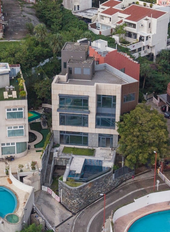 18 Carmel Road