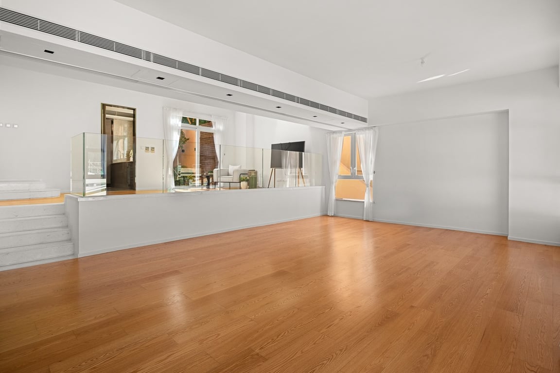 Redhill Peninsula - Cedar Drive
