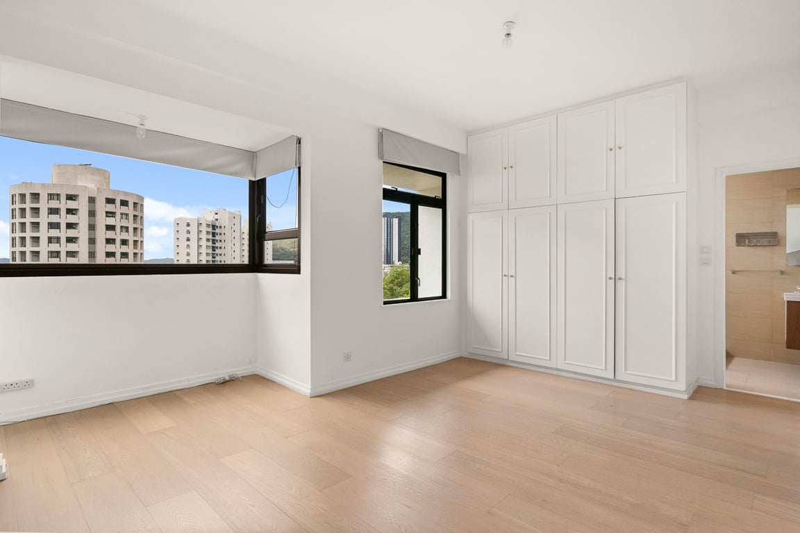 https://img.propertyraptor.com/cdn-cgi/imagedelivery/KD5bF_AFL0JDTbKLWF7z9g/ap8/ap8_001/hornet/prp/img/ad009442d737fc54b2cc45bbd6fd9af1-wtm.jpg/public
