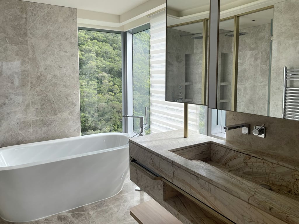 https://img.propertyraptor.com/cdn-cgi/imagedelivery/KD5bF_AFL0JDTbKLWF7z9g/ap8/ap8_001/hornet/prp/img/ad3d1041d0c0d3d60921dfbbd343eb2f.jpg/public