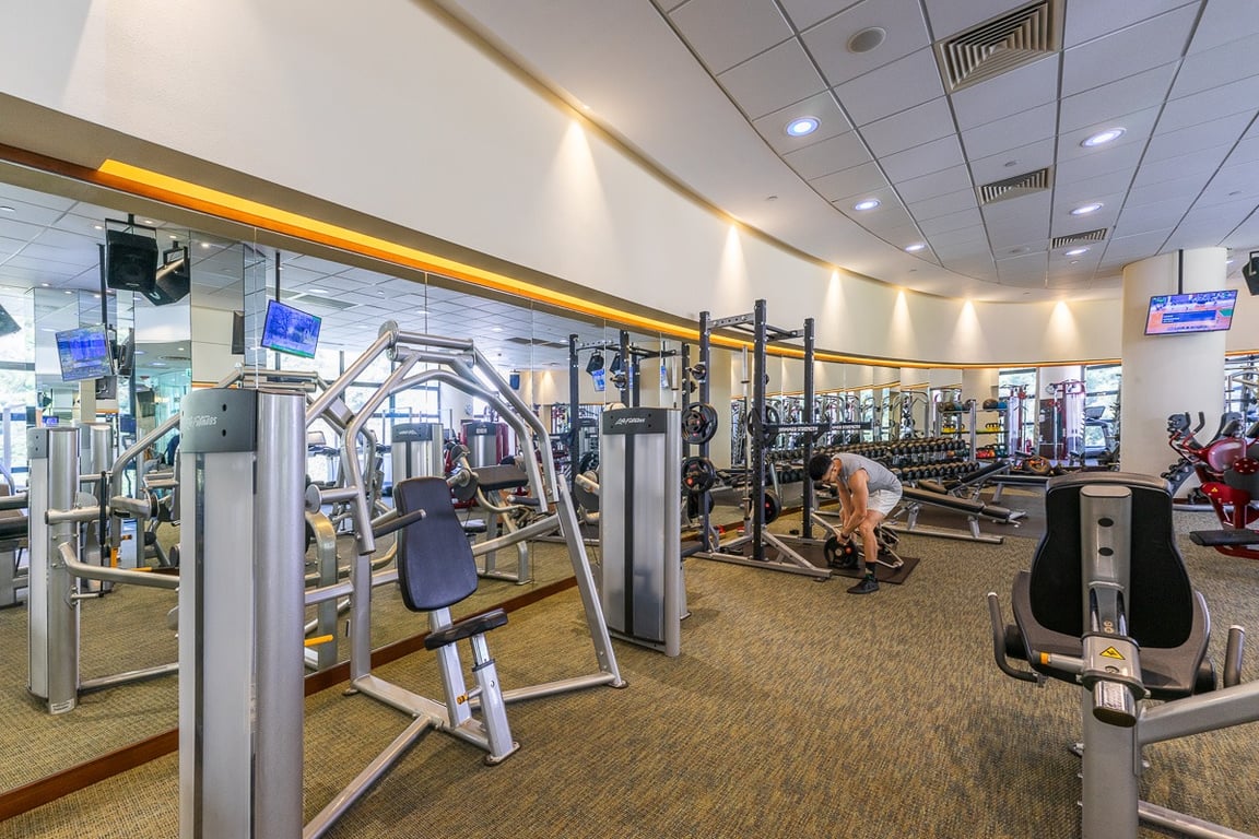 https://img.propertyraptor.com/cdn-cgi/imagedelivery/KD5bF_AFL0JDTbKLWF7z9g/ap8/ap8_001/hornet/prp/img/ad89e08641334ef0d41d689df13644f0-wtm.jpg/public