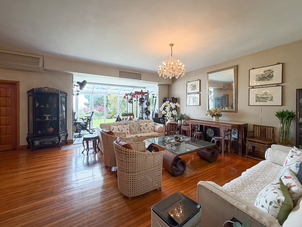 https://img.propertyraptor.com/cdn-cgi/imagedelivery/KD5bF_AFL0JDTbKLWF7z9g/ap8/ap8_001/hornet/prp/img/ad94d12662a95ee17ce4e088fc394d08-wtm.jpg/public