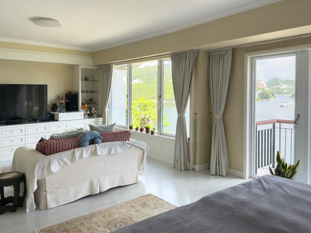 https://img.propertyraptor.com/cdn-cgi/imagedelivery/KD5bF_AFL0JDTbKLWF7z9g/ap8/ap8_001/hornet/prp/img/ae4120e03b3fa6f6f520025860121ddb-wtm.jpg/public