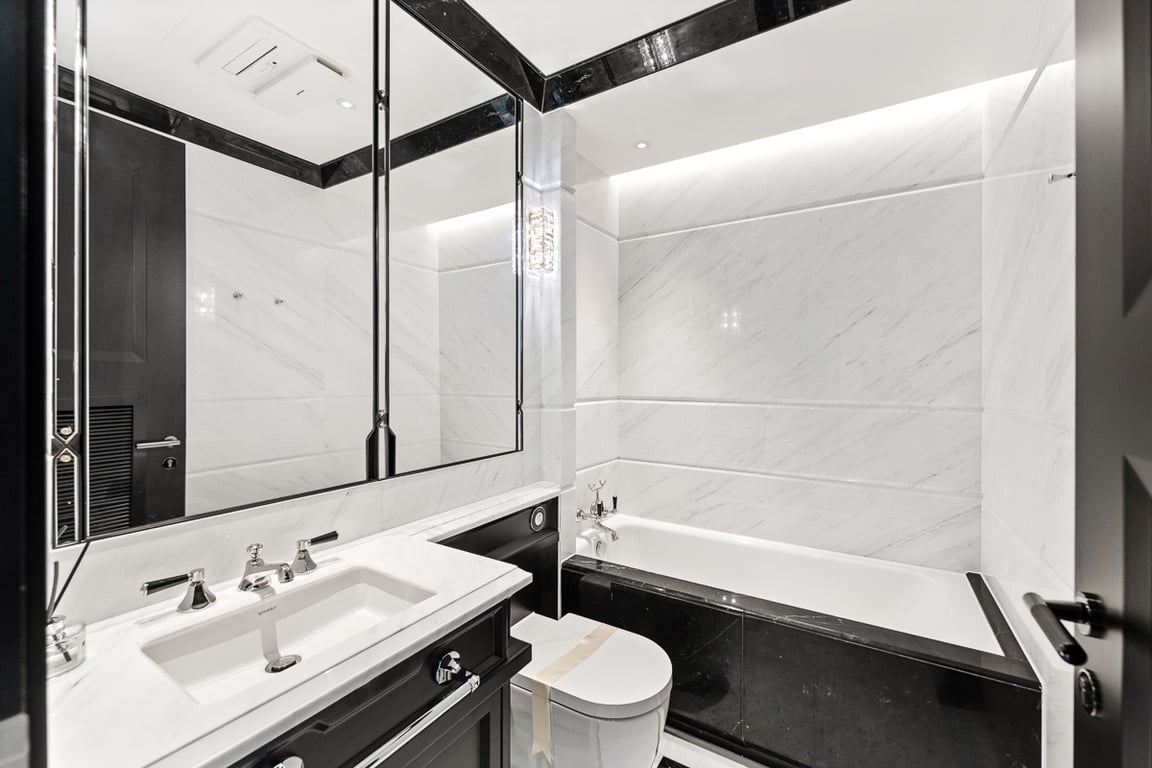 https://img.propertyraptor.com/cdn-cgi/imagedelivery/KD5bF_AFL0JDTbKLWF7z9g/ap8/ap8_001/hornet/prp/img/ae8729cecb95d7479c080a947ec10980-wtm.jpg/public