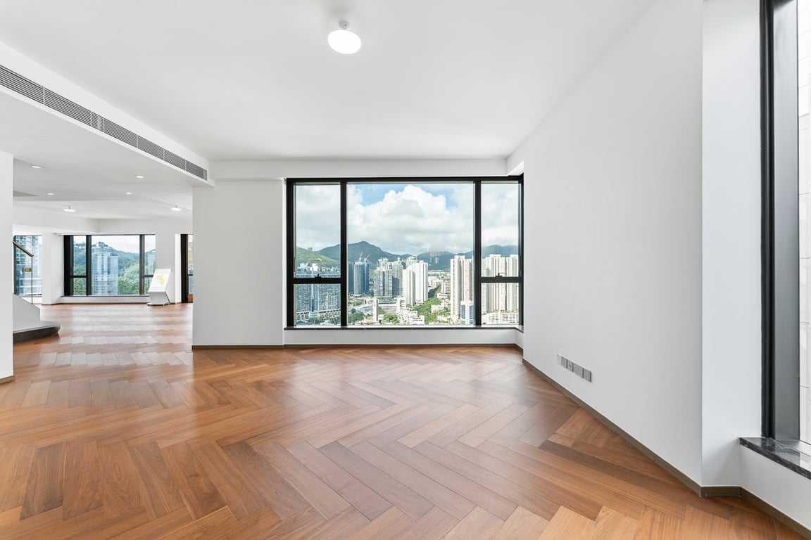 https://img.propertyraptor.com/cdn-cgi/imagedelivery/KD5bF_AFL0JDTbKLWF7z9g/ap8/ap8_001/hornet/prp/img/aee9d17868d991cef12734f952ab0a6b-wtm.jpg/public