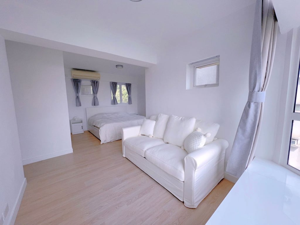 https://img.propertyraptor.com/cdn-cgi/imagedelivery/KD5bF_AFL0JDTbKLWF7z9g/ap8/ap8_001/hornet/prp/img/aeecdd18b294db2f527c39bbc46f9f51-wtm.jpg/public