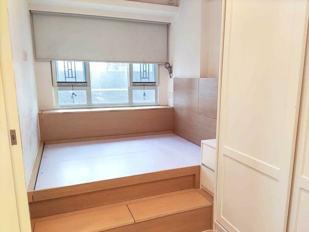 https://img.propertyraptor.com/cdn-cgi/imagedelivery/KD5bF_AFL0JDTbKLWF7z9g/ap8/ap8_001/hornet/prp/img/af2ef8267e6a598cf2478f7c80bf4f00.jpg/public