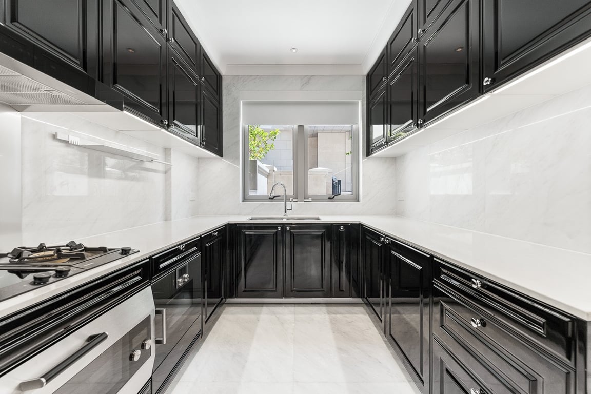 https://img.propertyraptor.com/cdn-cgi/imagedelivery/KD5bF_AFL0JDTbKLWF7z9g/ap8/ap8_001/hornet/prp/img/af35d5deb52ef6c74b5d0e1bbe357ca6-wtm.jpg/public