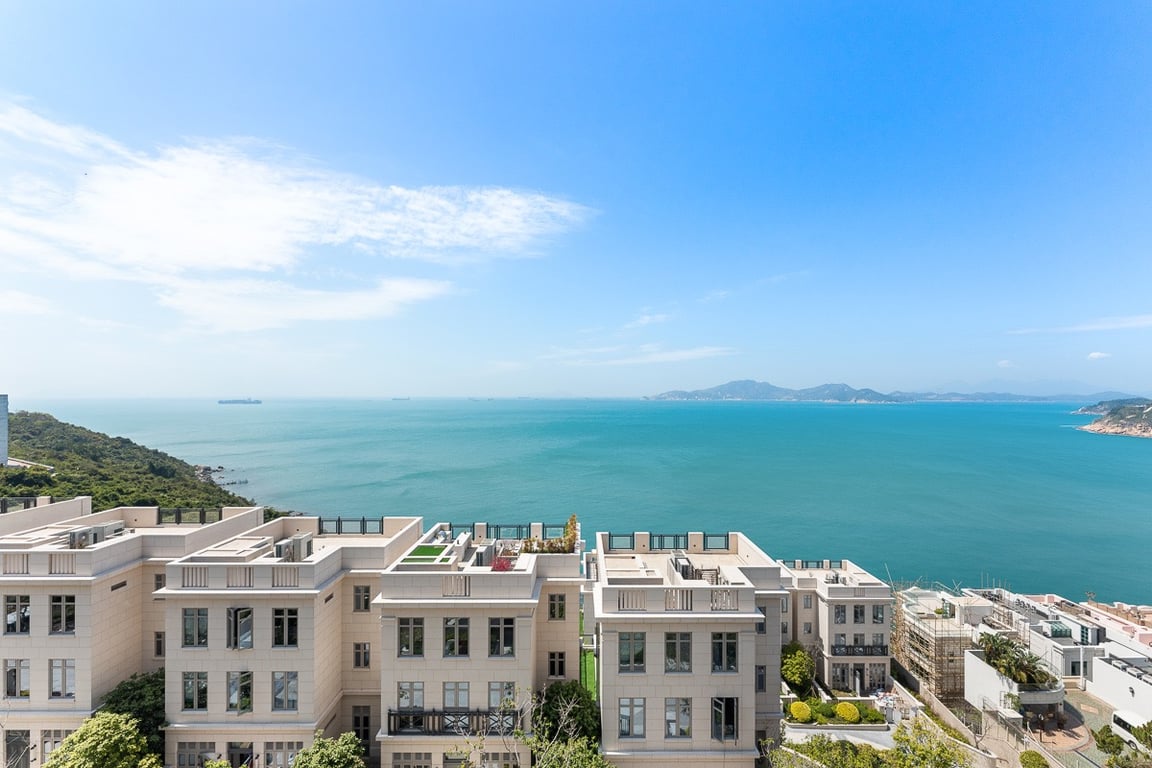 https://img.propertyraptor.com/cdn-cgi/imagedelivery/KD5bF_AFL0JDTbKLWF7z9g/ap8/ap8_001/hornet/prp/img/af735ab529594800b96d19d32e8697fa-wtm.jpg/public