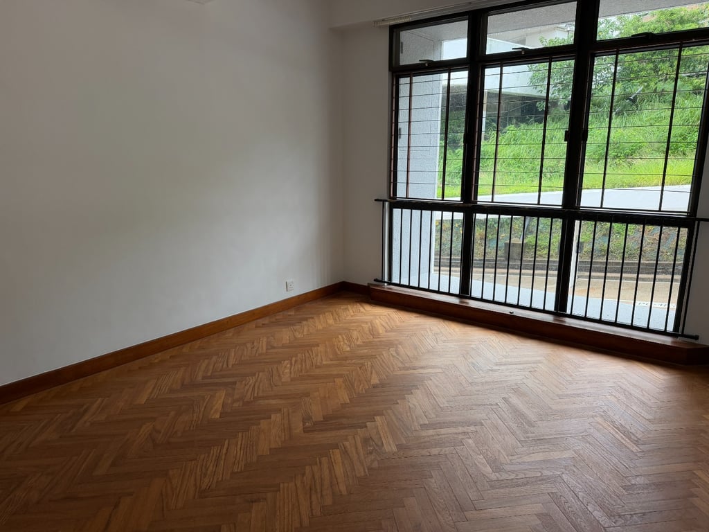 https://img.propertyraptor.com/cdn-cgi/imagedelivery/KD5bF_AFL0JDTbKLWF7z9g/ap8/ap8_001/hornet/prp/img/af79bc25de3b29b797eca74ff0601a81-wtm.jpg/public