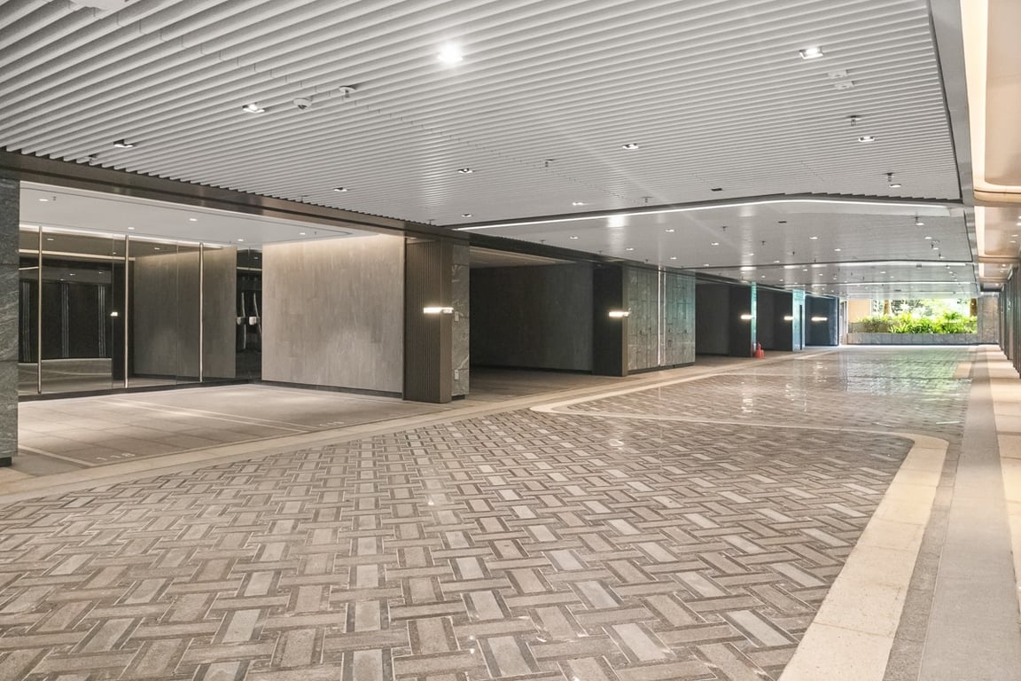 https://img.propertyraptor.com/cdn-cgi/imagedelivery/KD5bF_AFL0JDTbKLWF7z9g/ap8/ap8_001/hornet/prp/img/af878ccbc8aeca6231683a7a8e0cc0dd-wtm.jpg/public