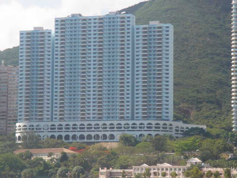 Repulse Bay Apartments