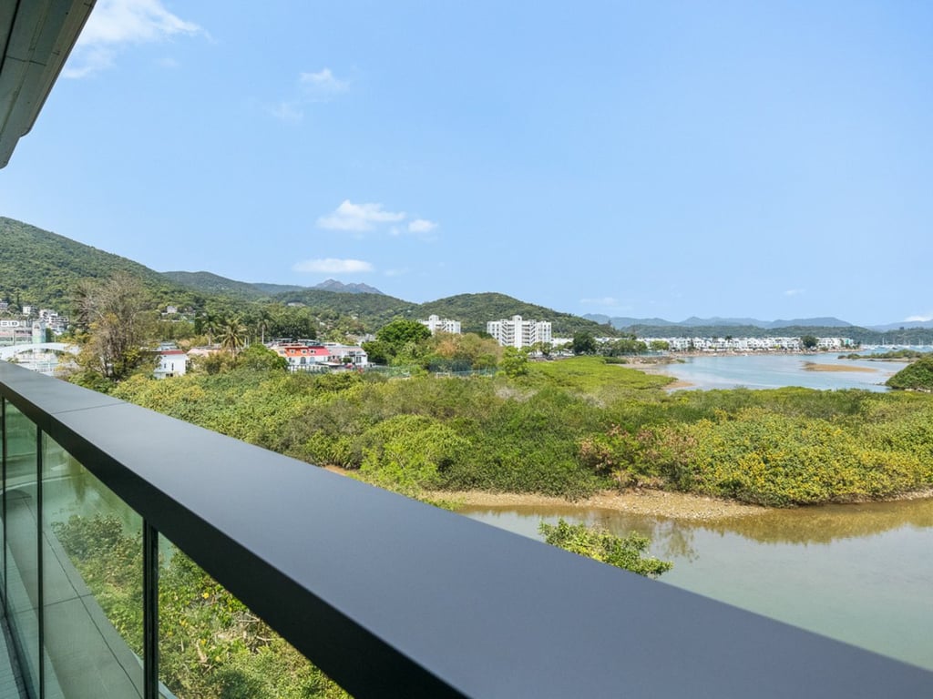 Whitesand Cove Twr 2