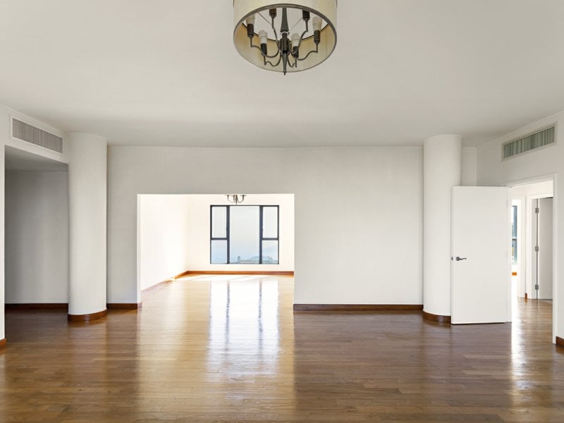 https://img.propertyraptor.com/cdn-cgi/imagedelivery/KD5bF_AFL0JDTbKLWF7z9g/ap8/ap8_001/hornet/prp/img/b0b329689d79d8ae071c9c7f05436d00.jpg/public