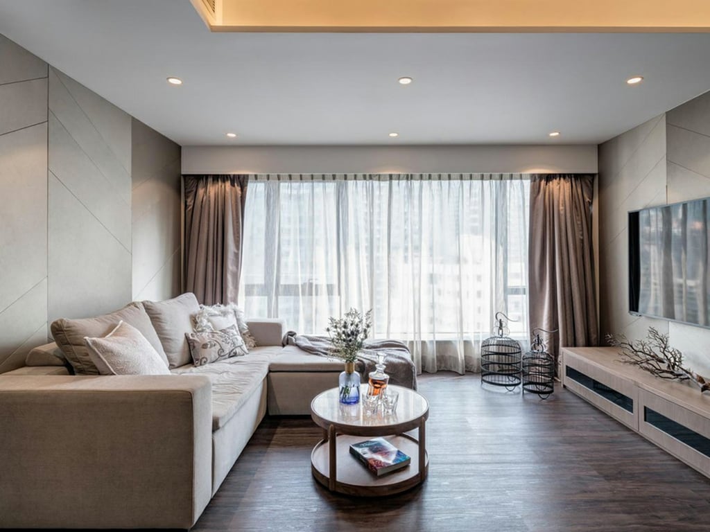 https://img.propertyraptor.com/cdn-cgi/imagedelivery/KD5bF_AFL0JDTbKLWF7z9g/ap8/ap8_001/hornet/prp/img/b0f5eea86bcd56953153e1b0db6447cf.jpg/public