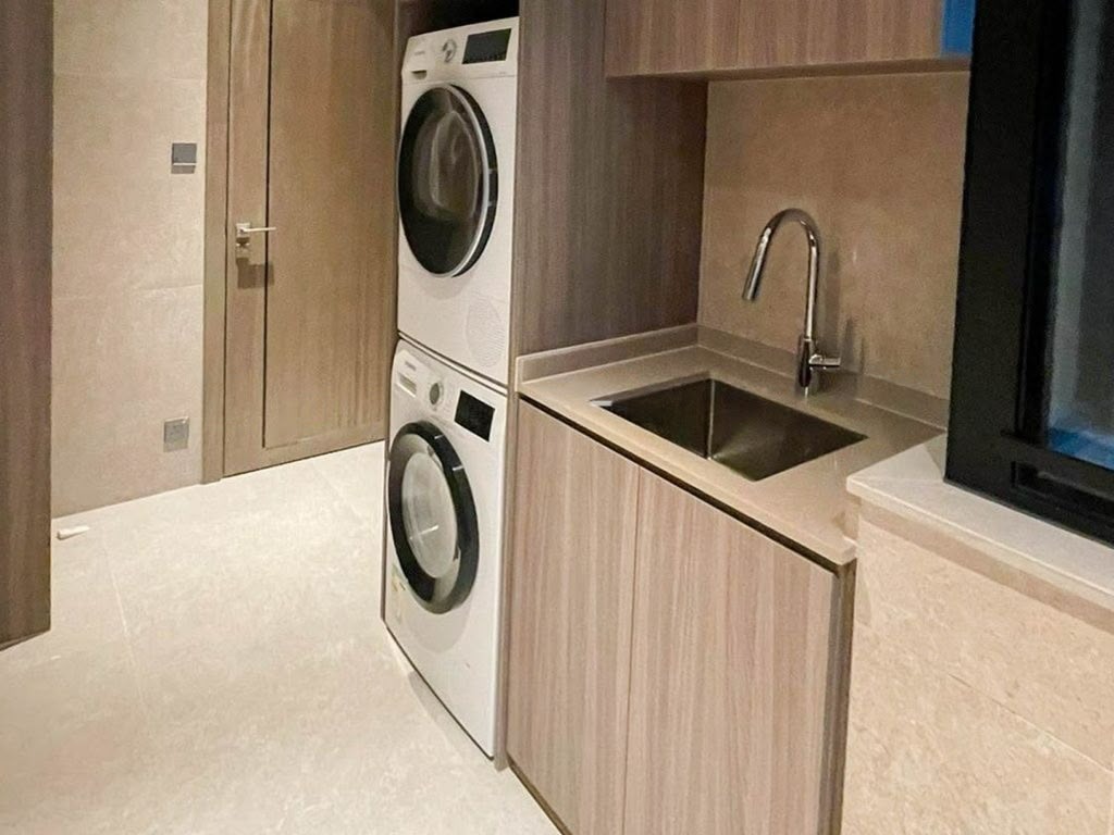 https://img.propertyraptor.com/cdn-cgi/imagedelivery/KD5bF_AFL0JDTbKLWF7z9g/ap8/ap8_001/hornet/prp/img/b0f9374767b8cf7e85f1962e45c1a116-wtm.jpg/public