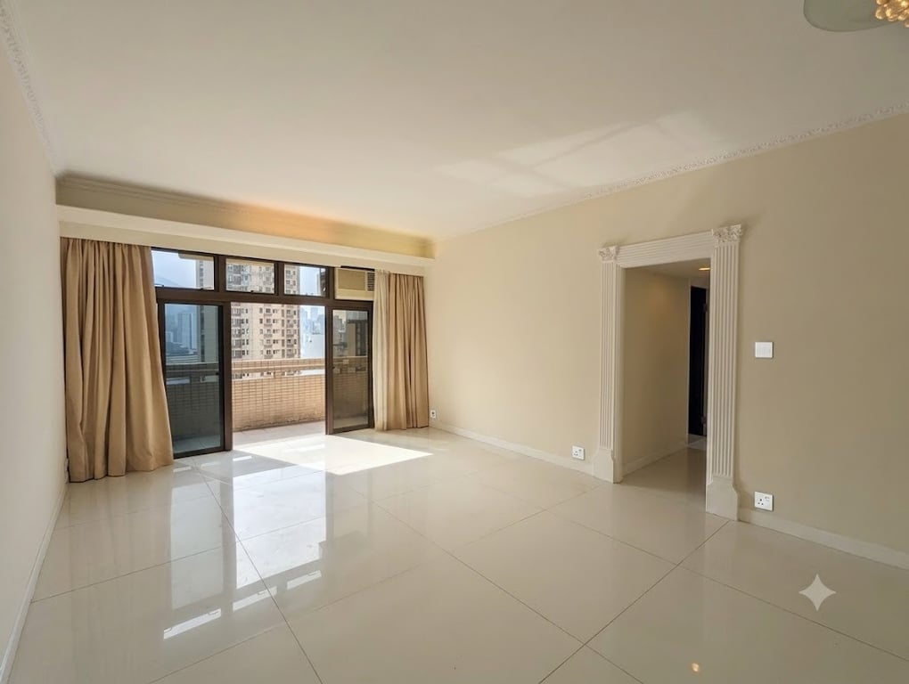 https://img.propertyraptor.com/cdn-cgi/imagedelivery/KD5bF_AFL0JDTbKLWF7z9g/ap8/ap8_001/hornet/prp/img/b18e69f3c274511b2d3bf030ea4570e4-wtm.jpg/public