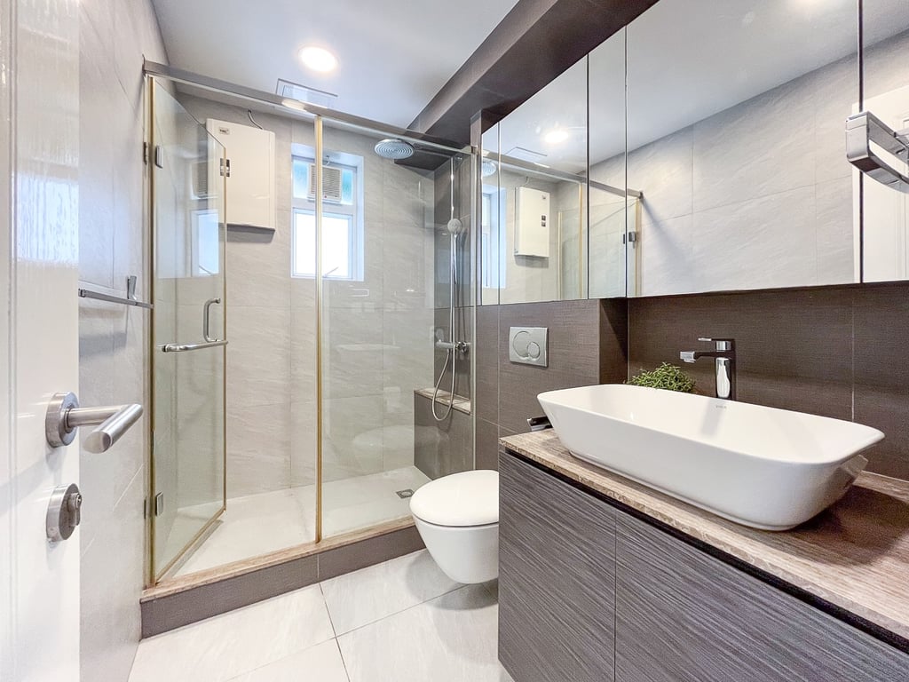 https://img.propertyraptor.com/cdn-cgi/imagedelivery/KD5bF_AFL0JDTbKLWF7z9g/ap8/ap8_001/hornet/prp/img/b1ade9ff809620a518b3f6e36e6f3e9d-wtm.jpg/public