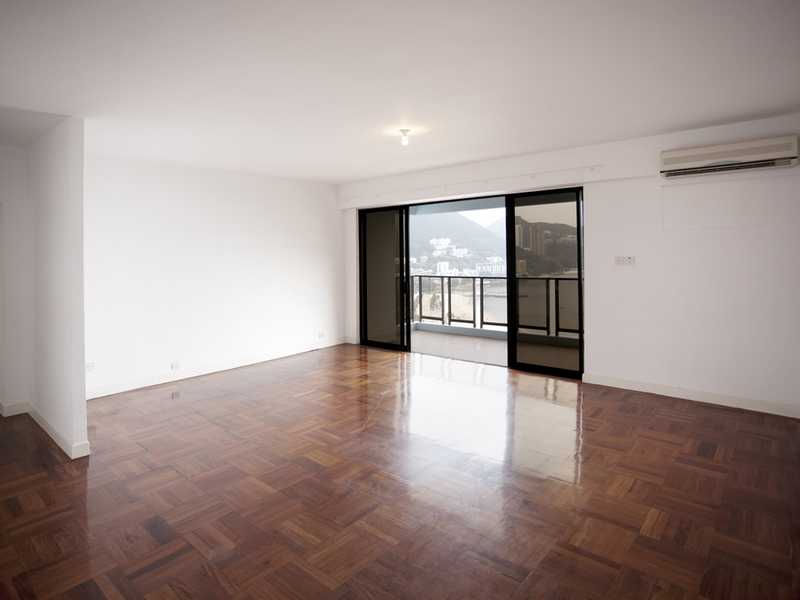 Repulse Bay Apartments